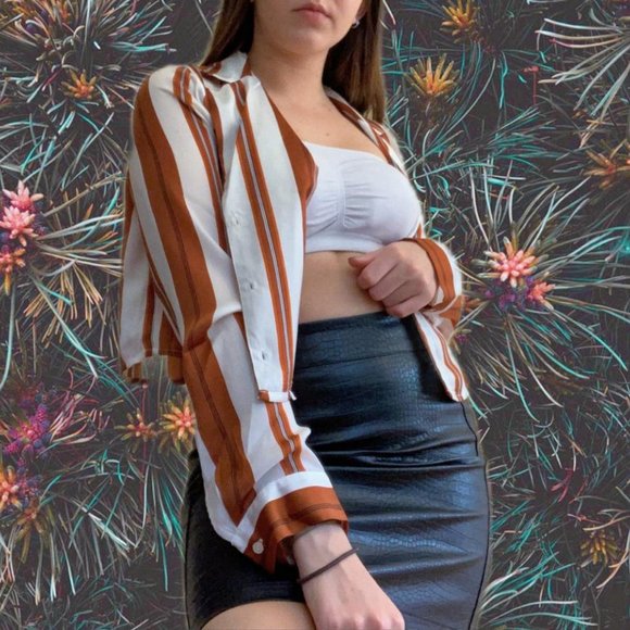 Forever 21 Striped Button-Down Crop Top - Picture 3 of 3